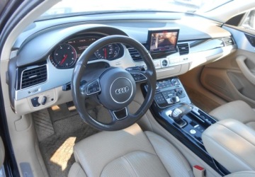 Audi A8 D4 Sedan Facelifting 4.2 TDI 385KM 2016 Audi A8 Audi A8 III (D4) 4.2 DIESEL 385 KM QUATTRO LONG 4.1 Diesel 385KM, zdjęcie 11