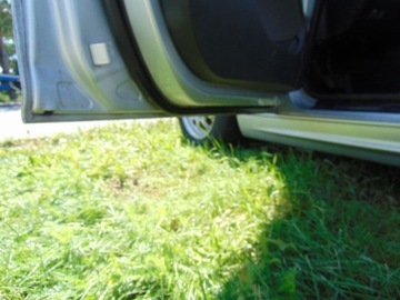 BMW 3 E46 DVEŘE LEVÉ PŘEDNÍ TITANSILBER KOV