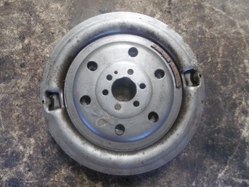 KOLO DVOUHMOTNÉ 04E105266K VW AUDI SKODA 1.5TSI LUK