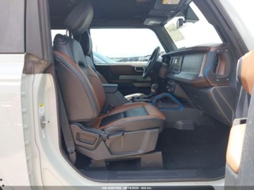 Ford 2023 Ford Bronco 2023 Ford Bronco Base 2 Door Advanced 4x4 2.3 Benzyna 275KM, zdjęcie 12