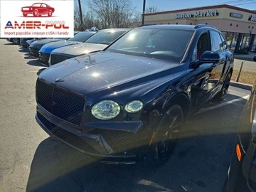 Bentley Bentayga 2021 Bentley Bentayga V8 2021 4.0l 4.0 Benzyna 542KM