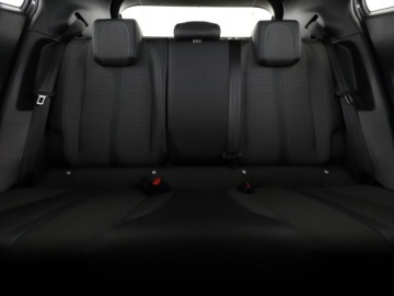 Peugeot 2008 II SUV 1.5 BlueHDi 130KM 2022 Peugeot 2008 automat full LED navi klima auto, zdjęcie 17