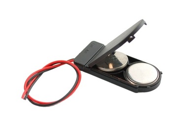 KOSZYK NA BATERIE TYP 2X CR2032 Z WYŁĄCZNIKIEM