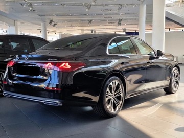 Mercedes Klasa E W214 Sedan 2.0 200 204KM 2025 E Klasa 200 4-Matic Avantgarde 2.0 (204KM) 2025, zdjęcie 3