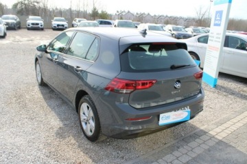 Volkswagen Golf VIII Hatchback 2.0 TDI SCR 115KM 2022 Volkswagen Golf LIFE Asystent Salon PL, zdjęcie 7
