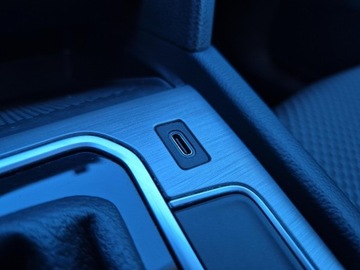 Volkswagen Passat B8 Variant Facelifting 2.0 TDI SCR 150KM 2021 Volkswagen Passat B8 Lift 2.0 TDI / 150 KM DSG Ess, zdjęcie 33