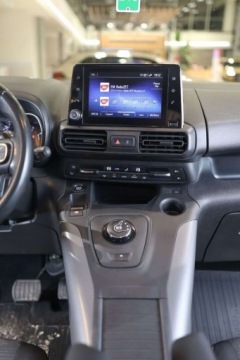 Toyota 2020 Toyota Proace City Verso City Verso 1.5 D-4D Family Aut. 1.5 Diesel 130KM, zdjęcie 19