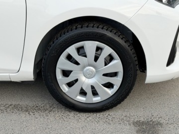 Toyota Yaris III Hatchback 5d Facelifting 2017 1.0 VVT-i 72KM 2020 TOYOTA YARIS 1.0 Life KRAJOWA BEZWYPADKOWA I WŁAŚCICIEL, zdjęcie 4