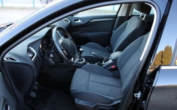 Citroen C4 II Hatchback 5d Facelifting 1.2 PureTech 130KM 2017 Citroen C4 Bezwypadkowy Serwis Stan Idealny Wyposazony 1.2 Benzyna, zdjęcie 14