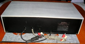 Магнитофон SANYO RD 300 Dolby B, серебристый