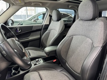 Mini Countryman F60 Crossover Facelifting 1.5  136KM 2023 MINI Countryman Cooper Classic / Panorama / Kamera, zdjęcie 8