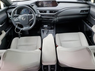 Lexus UX 2019 Lexus UX 200 FWD, 2019r., 2.0L 2.0 Benzyna 169KM, zdjęcie 7