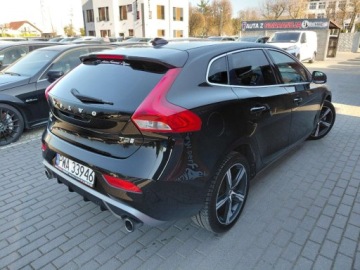 Volvo V40 II 2018 Volvo V40 R Design Automat Navi Kamera Led 1.5 Benzyna 122KM, zdjęcie 6