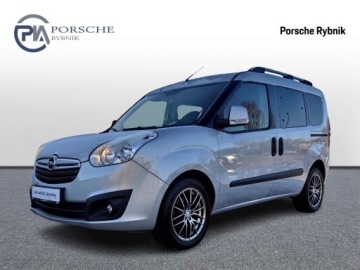 Opel Combo D Tour 1.6 CDTI 105KM 2017 Opel Combo Tour Van 1.6 CDTI L1H1 - diesel 5 drzwi