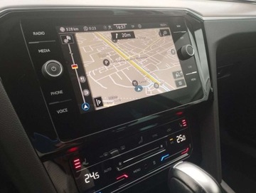 Volkswagen Passat B8 Variant Facelifting 2.0 TDI SCR 200KM 2022 Volkswagen Passat 2.0 TDI 200KM 4x4 DSG R Line Kamera Virtual Hak LED Matr, zdjęcie 14