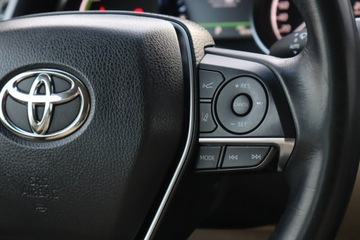 Toyota Camry IX Sedan 2.5 Hybrid Dynamic Force 218KM 2020 Toyota Camry 2.5 Hybrid, Salon Polska, zdjęcie 16