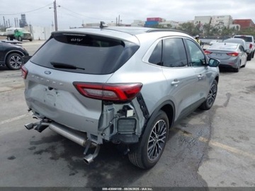 Ford Escape III 2023 Ford Escape 2023 FORD ESCAPE PHEV 2.5 Hybryda Plug-in 163KM, zdjęcie 4