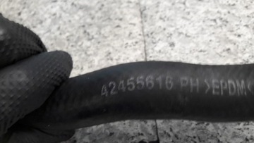 42455608 PŘÍVOD VODY CHLADÍCÍ OPEL KARL 1.0