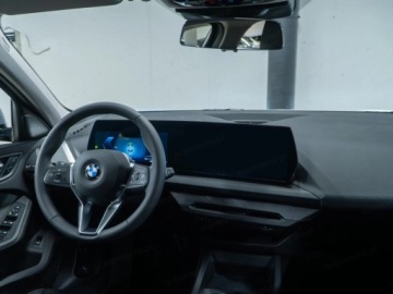 BMW Seria 1 F70 2026 BMW Seria 1 120 Design Hatchback 1.5 (170KM) 2026, zdjęcie 8
