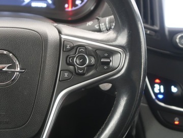 Opel Insignia I Sedan Facelifting 2.0 CDTI ECOTEC 130KM 2015 Opel Insignia 2.0 CDTI, Salon Polska, Serwis ASO, zdjęcie 18