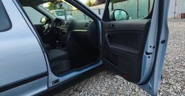 Skoda Yeti Minivan 1.2 TSI 105KM 2010 Skoda Yeti Skoda Yeti 1.2 Benzyna 105KM, zdjęcie 23