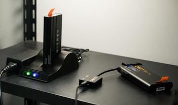 Зарядное устройство Smart Battery Deity DQC-1