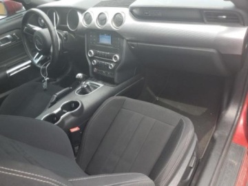 Ford Mustang VI Fastback Facelifting 5.0 Ti-VCT 460KM 2020 Ford Mustang gt, 2020r., 5.0L 5.0 Benzyna 460KM, zdjęcie 6