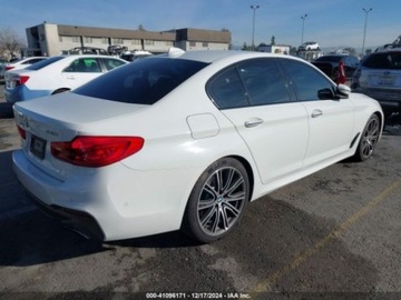 BMW Seria 5 G30-G31 2018 BMW Seria 5 2018r., 540I, od ubezpieczalni 3.0 Benzyna 335KM, zdjęcie 6