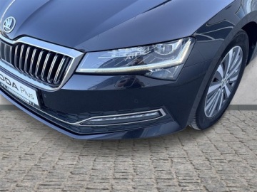 Skoda Superb III Kombi Facelifting 2.0 TDI SCR 150KM 2022 Skoda Superb 2.0TDI 150KM Style DSG l Hak, Canton,, zdjęcie 34