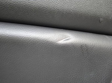 ОБИВКА ЗАДНЯЯ ПРАВАЯ РОЛЛЕТНИЦА SEDAN X7 III 96840228ZD Citroen C5 II