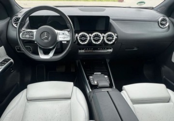 Mercedes EQA SUV 250 190KM 2021 Mercedes-Benz EQA Kamera Wirtualny kokpit Nawigacja Elektryczny 190KM, zdjęcie 15