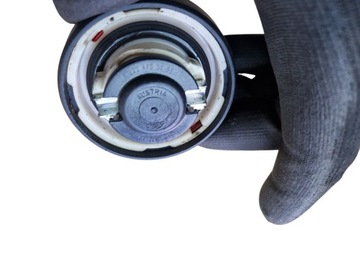 MERCEDES-BENZ C W205 2017 ZÁCPA  PLNĚNÍ PALIVA