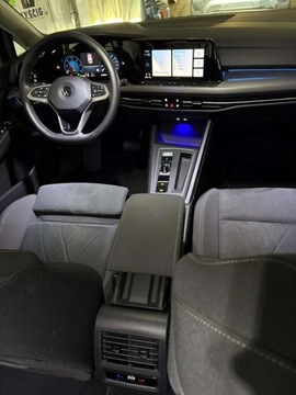 Volkswagen Golf VIII Variant 2.0 TDI 150KM 2021 Volkswagen Golf Style 2.0 TDI 150KM DSG VAT 23 Matrix Asystenci 2.0, zdjęcie 21