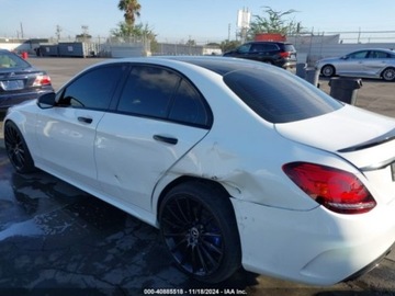 Mercedes Klasa C W205 2019 Mercedes-Benz Klasa C 2019 MERCEDES-BENZ C 300 2.0 Benzyna 255KM, zdjęcie 6