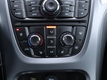 Opel Astra J Sports Tourer Facelifting 1.4 Turbo ECOTEC 140KM 2014 Opel Astra 1.4 T, Navi, Klima, Tempomat, zdjęcie 12