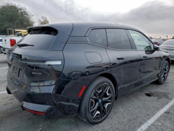 BMW iX SUV 105.2kWh 523KM 2024 BMW iX 2024r., Xdrive50,, od ubezpieczalni Elektryczny 523KM, zdjęcie 3