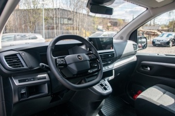 Opel Zafira D 2026 Opel Zafira Extra Long L2H1 Business AT8 2.2 180KM 2026, zdjęcie 17