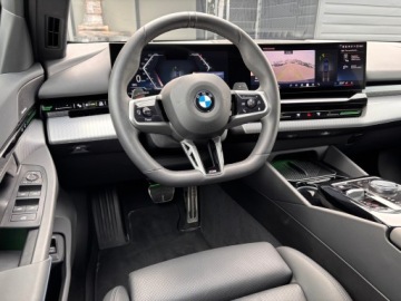 BMW Seria 5 G90-91 Touring 2.0 520d 197KM 2025 BMW 520 BMW 520 M Pakiet,M Pro,komfort,IconicGlow,, zdjęcie 27