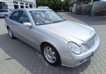 Mercedes Klasa E W211 2003 Mercedes-Benz Klasa E Mercedes-Benz Klasa E 2.7 Diesel 170KM, zdjęcie 7