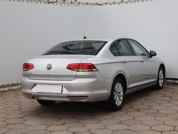 Volkswagen Passat B8 Limousine 1.4 TSI BlueMotion Technology 125KM 2018 VW Passat 1.4 TSI, Salon Polska, VAT 23%, Navi, zdjęcie 4