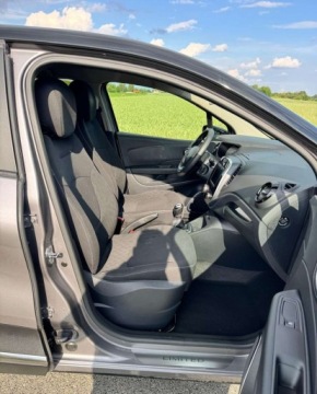 Renault Captur I Crossover Facelifting 1.3 TCe 130 FAP 130KM 2019 Renault Captur Renault Captur 1.3 Benzyna 130KM, zdjęcie 17
