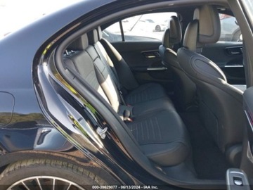 Mercedes Klasa C W206 2024 Mercedes-Benz Klasa C 300, 2024r., 2.0L 2.0 Benzyna 255KM, zdjęcie 9