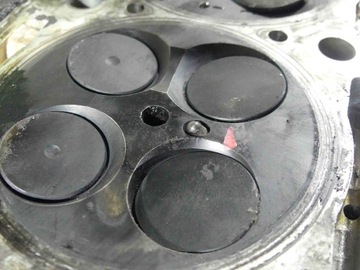 HLAVA 611962 MERCEDES W203 2.2 CDI