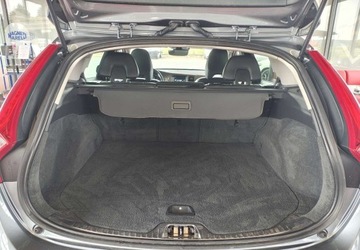 Volvo V60 I Kombi Facelifting 2.0 D3 DRIVE-E 150KM 2015 Volvo V60 Volvo V60 I Zadbane Zarejestrowane 2.0 Diesel 150KM, zdjęcie 21