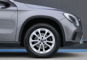 Mercedes GLA I Off-roader 1.6 180 122KM 2017 Mercedes-Benz GLA LIFT 180 Benzyna 122HP Automat Kamera II.wlasciciel GWAR, zdjęcie 36