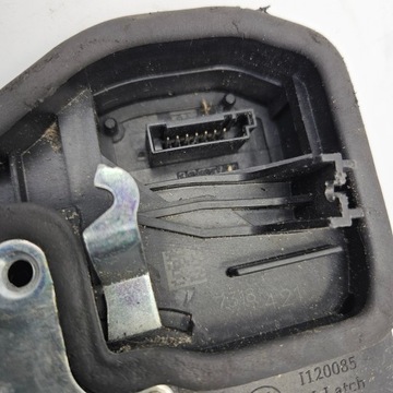 BMW E72 X3 F25 ZÁMEK DVEŘE LEVÝ PŘEDNÍ 7318421
