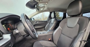 Volvo XC60 II Crossover D4 190KM 2019 Volvo XC60 D4 AWD 2.0 190 kM FV-23%, zdjęcie 32