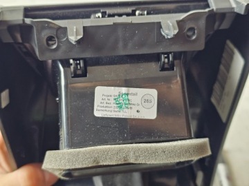 РЕШЕТКА ЗАДНЕГО ВОЗДУХОЗАБОРНИКА SKODA OCTAVIA III КОРПУС ТОННЕЛЯ 5E0819203C