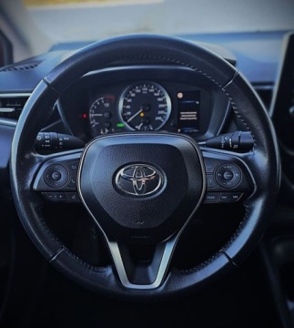 Toyota Corolla XII Sedan 1.8 Hybrid 122KM 2020 Toyota Corolla Toyota Corolla 1.8 Hybrid Comfort Czujniki przod tyl VAT 23, zdjęcie 11