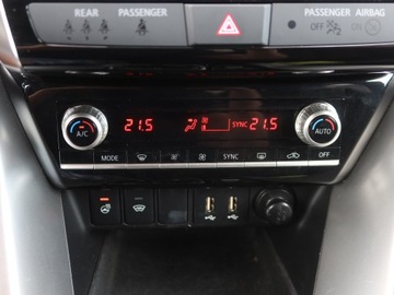 Mitsubishi Eclipse Cross SUV PHEV 2.4 188KM 2022 Mitsubishi Eclipse Cross Plug-in-Hybrid, zdjęcie 15